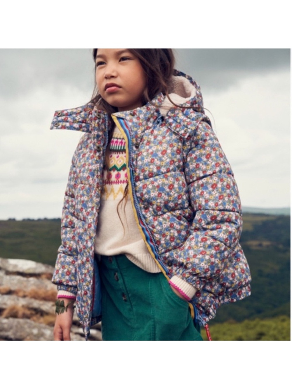 Mini Boden Kids Floral 3-1 Puffer Jacket in Blue Floral Size 4-5 - Picture 2 of 6
